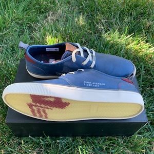 Toms x Marvel Men's Carlo Navy Marvel Captain America Leather Shoes Oxford Blue